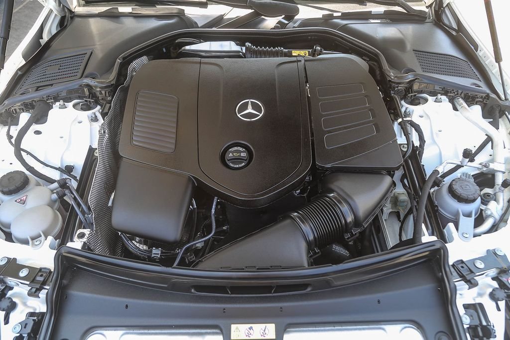 Used 2023 White Mercedes-Benz C 300 image 23