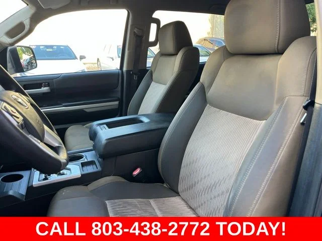 Used 2015 Blue Toyota SR5 image 6