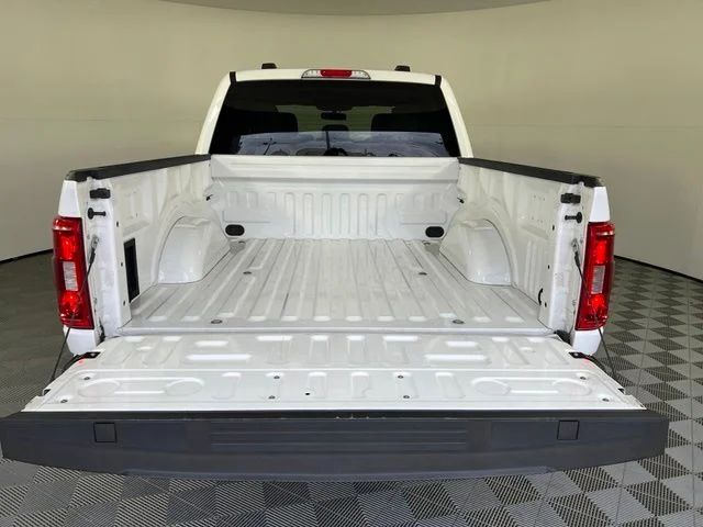 Used 2023 White Ford XLT image 38
