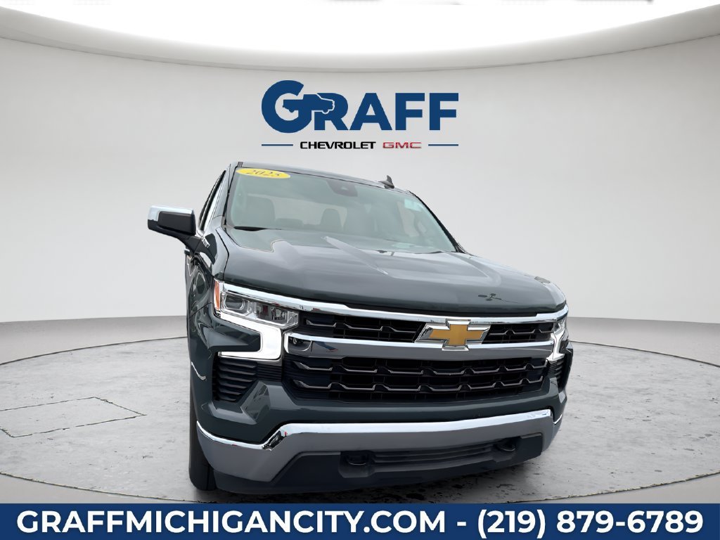 Used 2025 Cypress Gray Chevrolet LT image 12