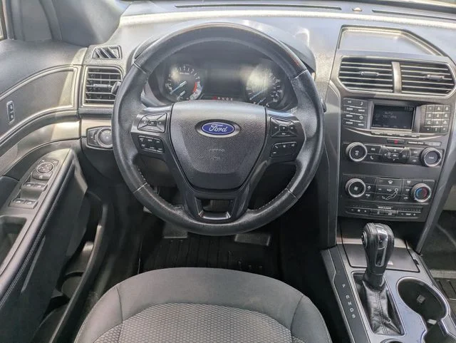 Used 2018 White Ford XLT image 30