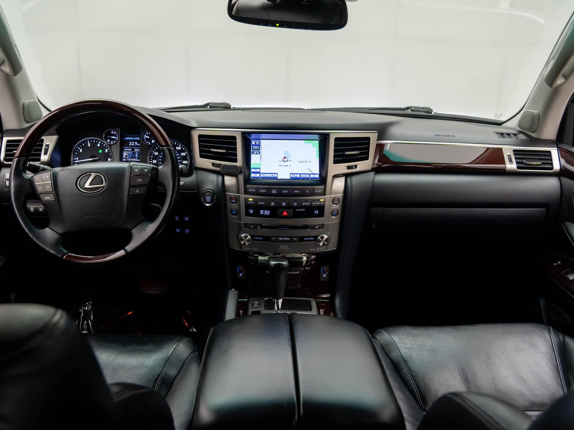 Used 2014 Black Lexus 570 image 11