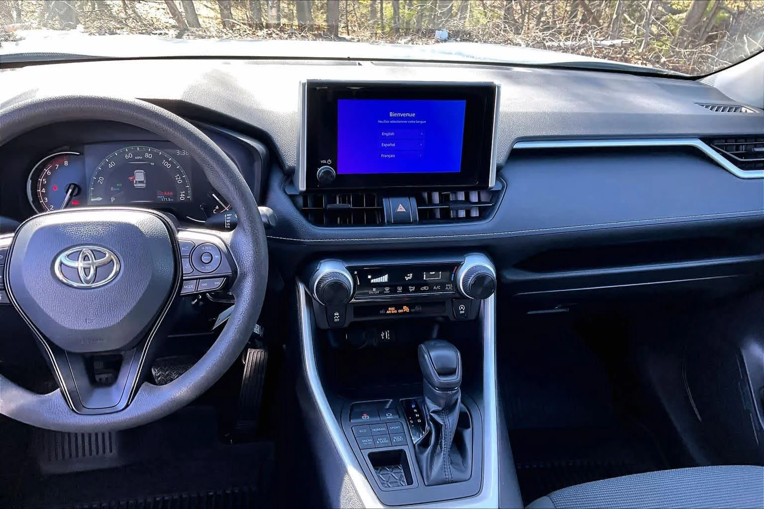 Used 2023 Ice Cap Toyota LE image 7