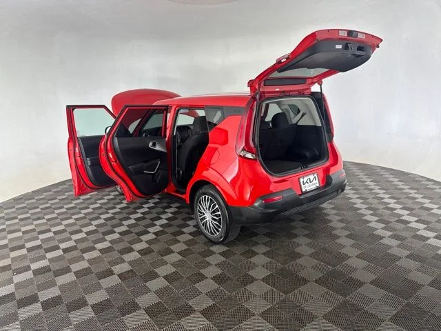 Used 2021 Red Kia LX image 18