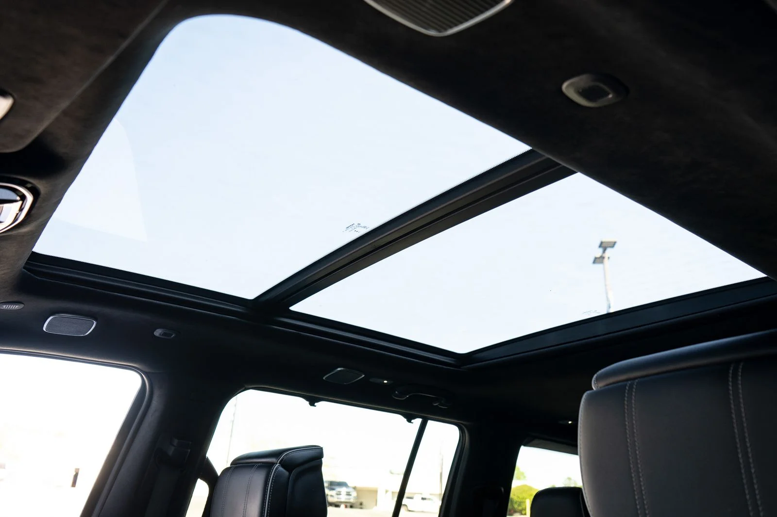 Used 2024 Diamond Black Jeep Series II image 29