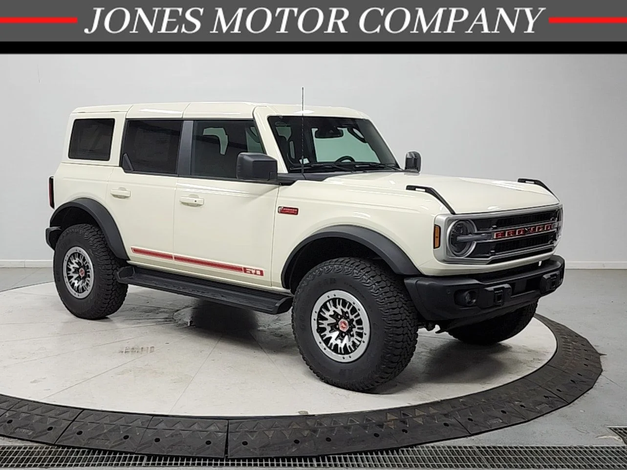 2026 Ford Bronco Outer Banks 4x4's photo