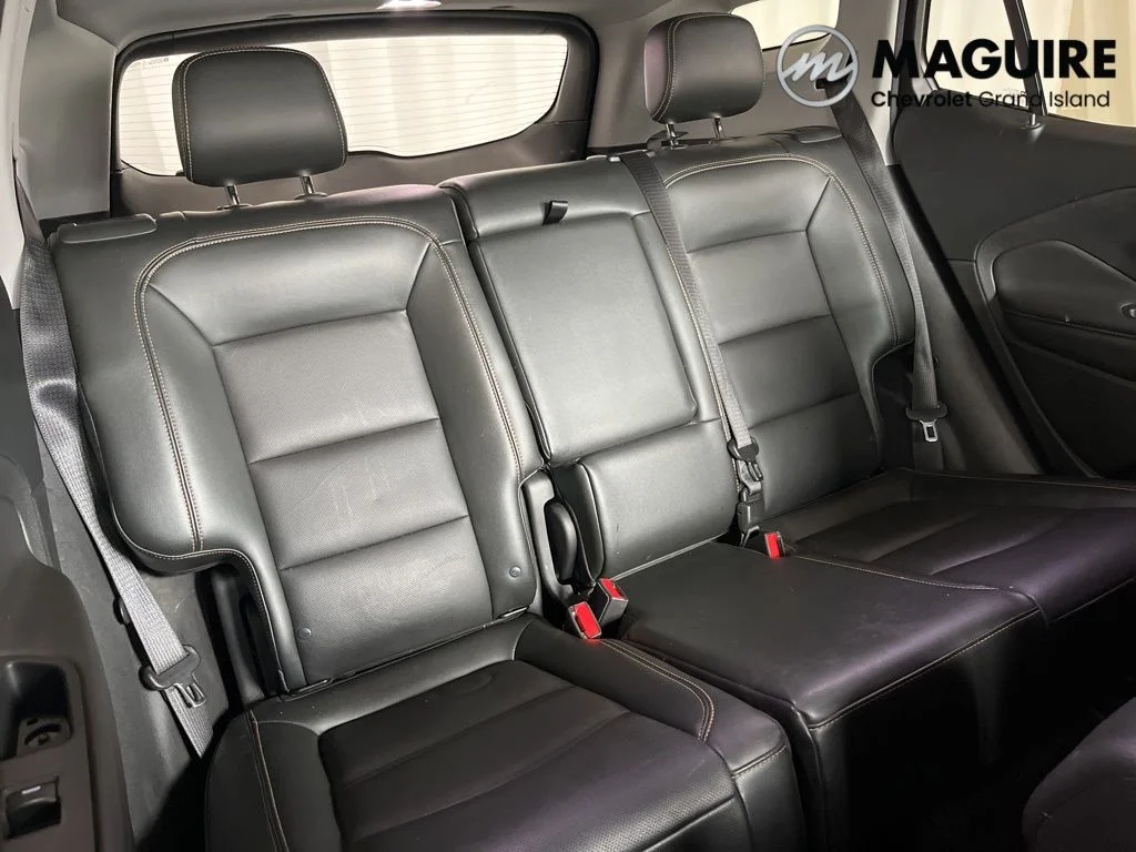 Used 2019 Gray GMC SLT image 31