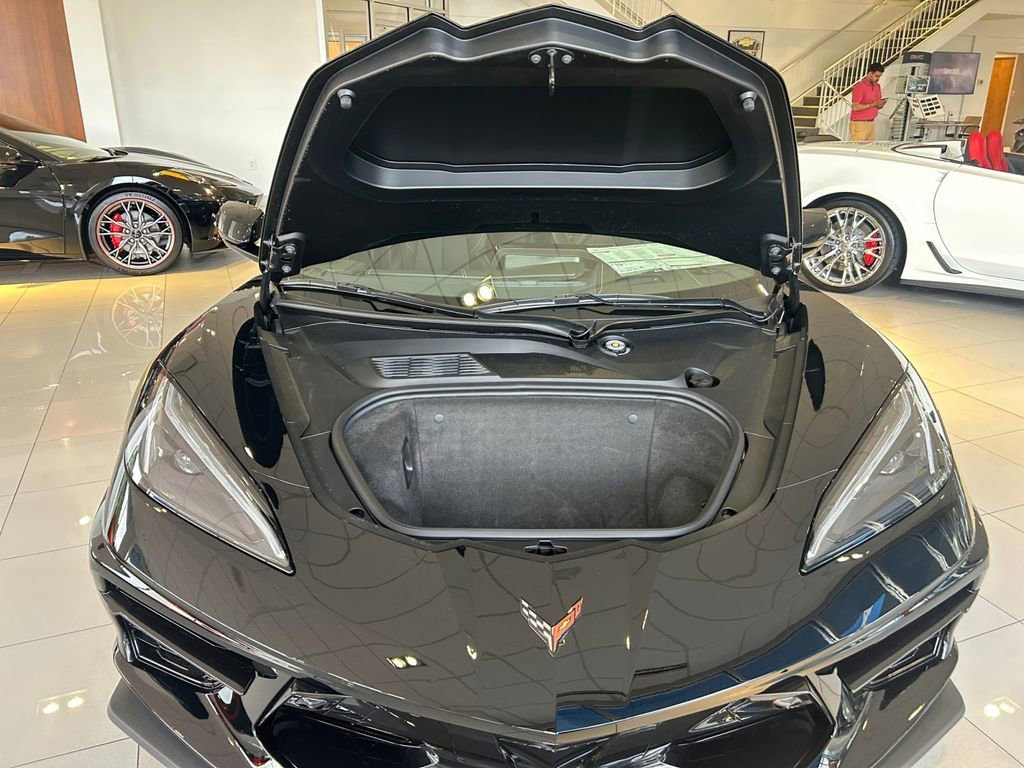 New 2026 Black Chevrolet 2LT image 29