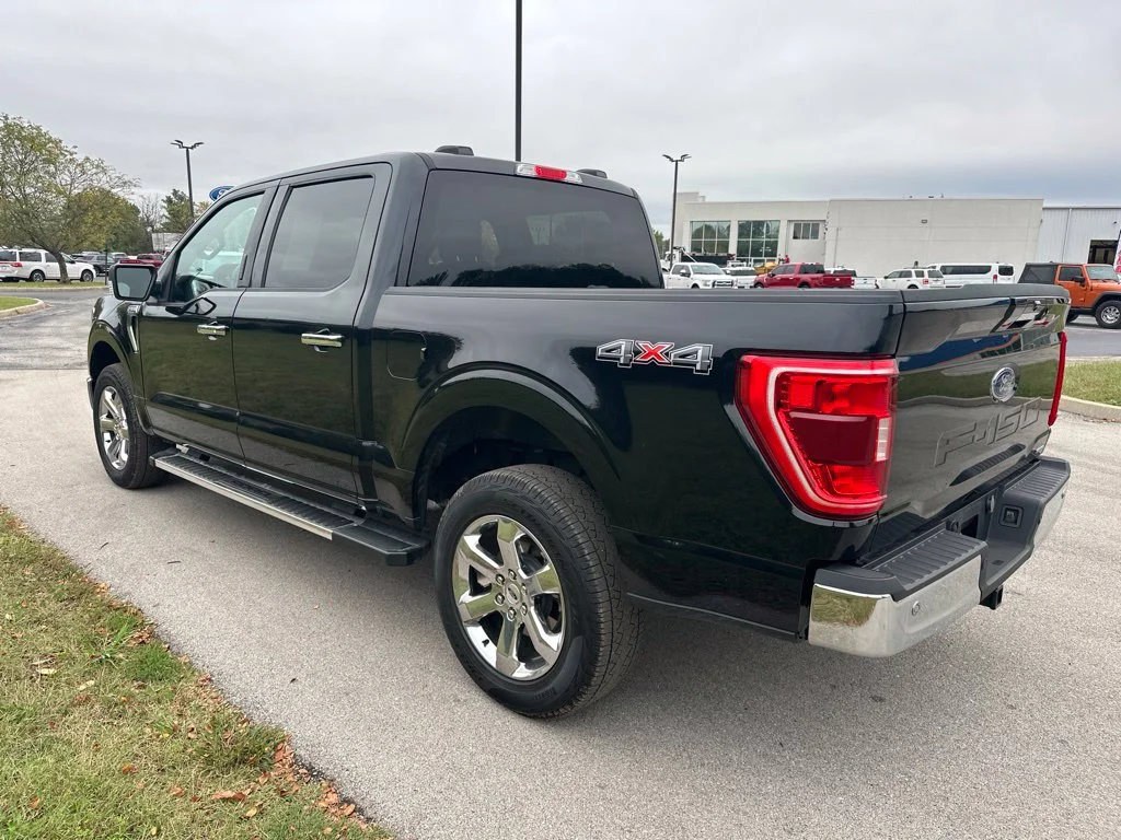 Used 2023 Black Metallic Ford XLT image 7