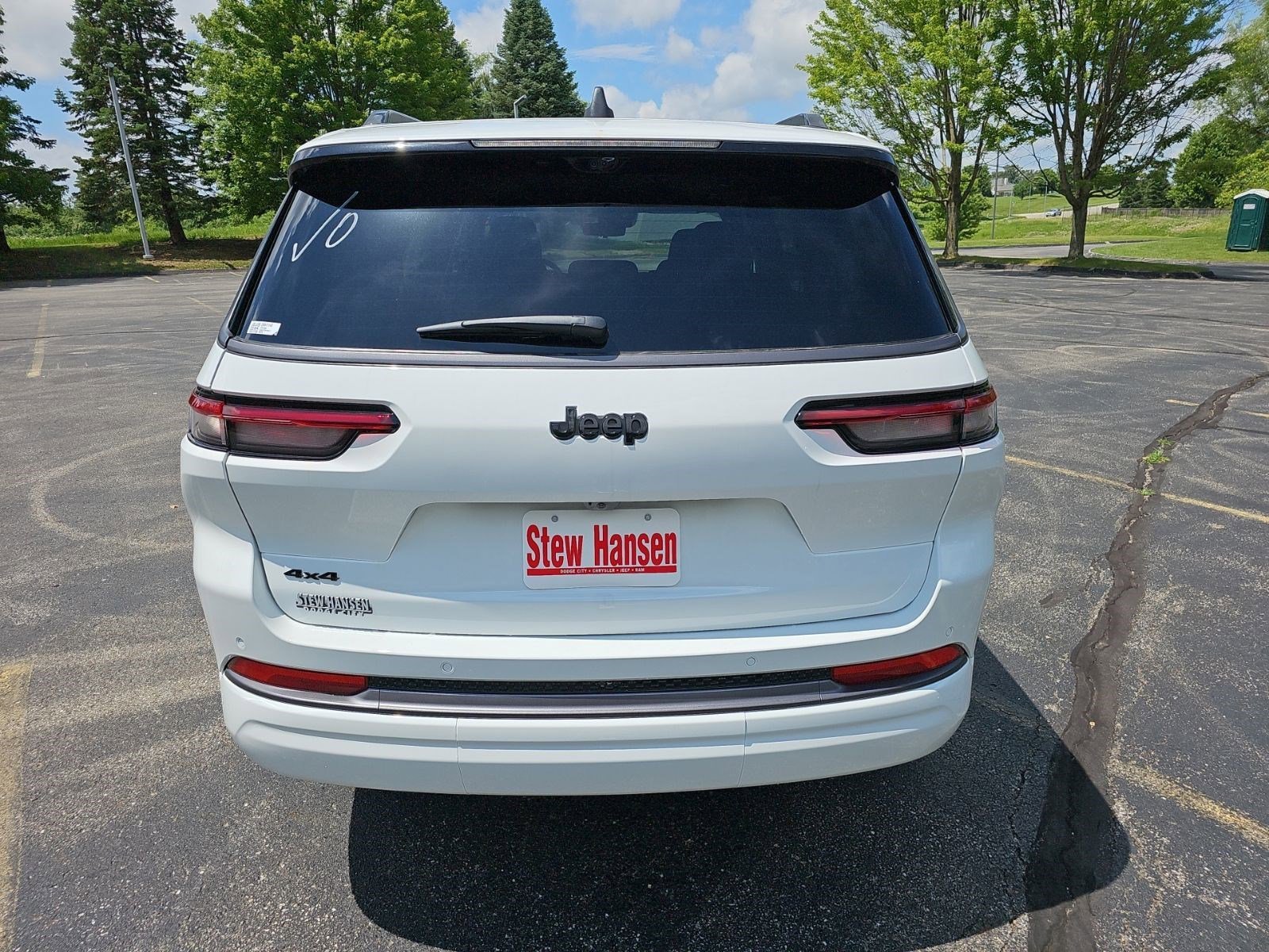 New 2026 Bright White Clearcoat Jeep Limited Reserve image 4
