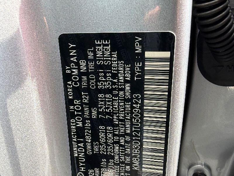 New 2026 Shimmering Silver Hyundai SEL FWD image 34