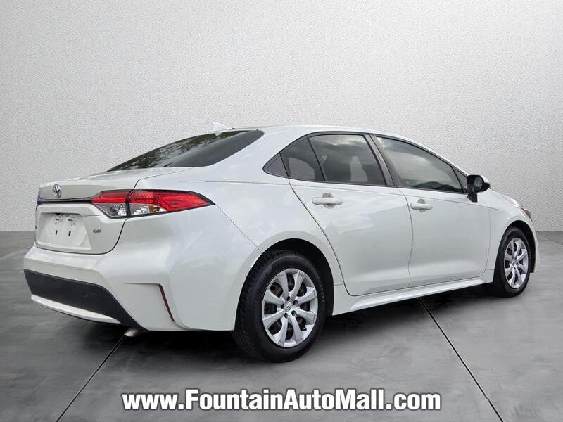 Used 2020 Blizzard Pearl TOYOTA LE CVT image 4