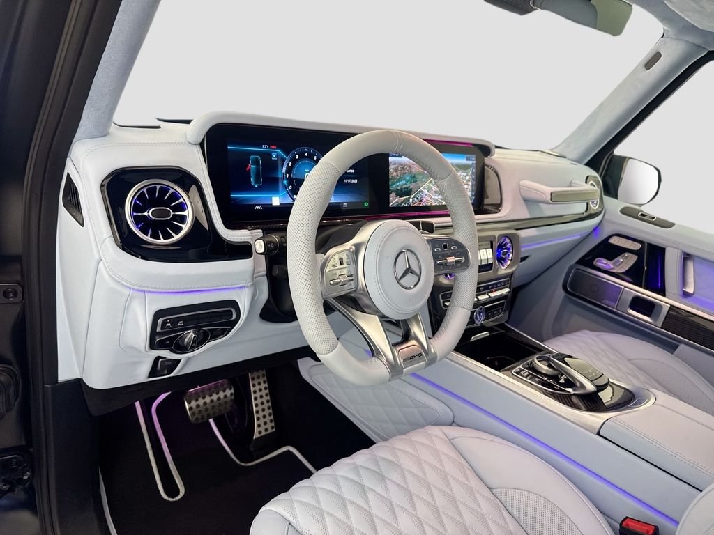 Used 2022 Black Mercedes-Benz G 550 image 9