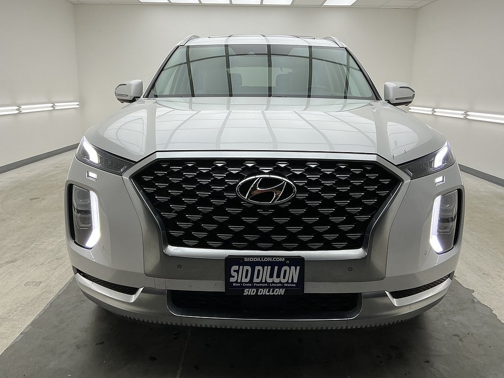 Used 2022 Hyper White Hyundai Calligraphy image 2