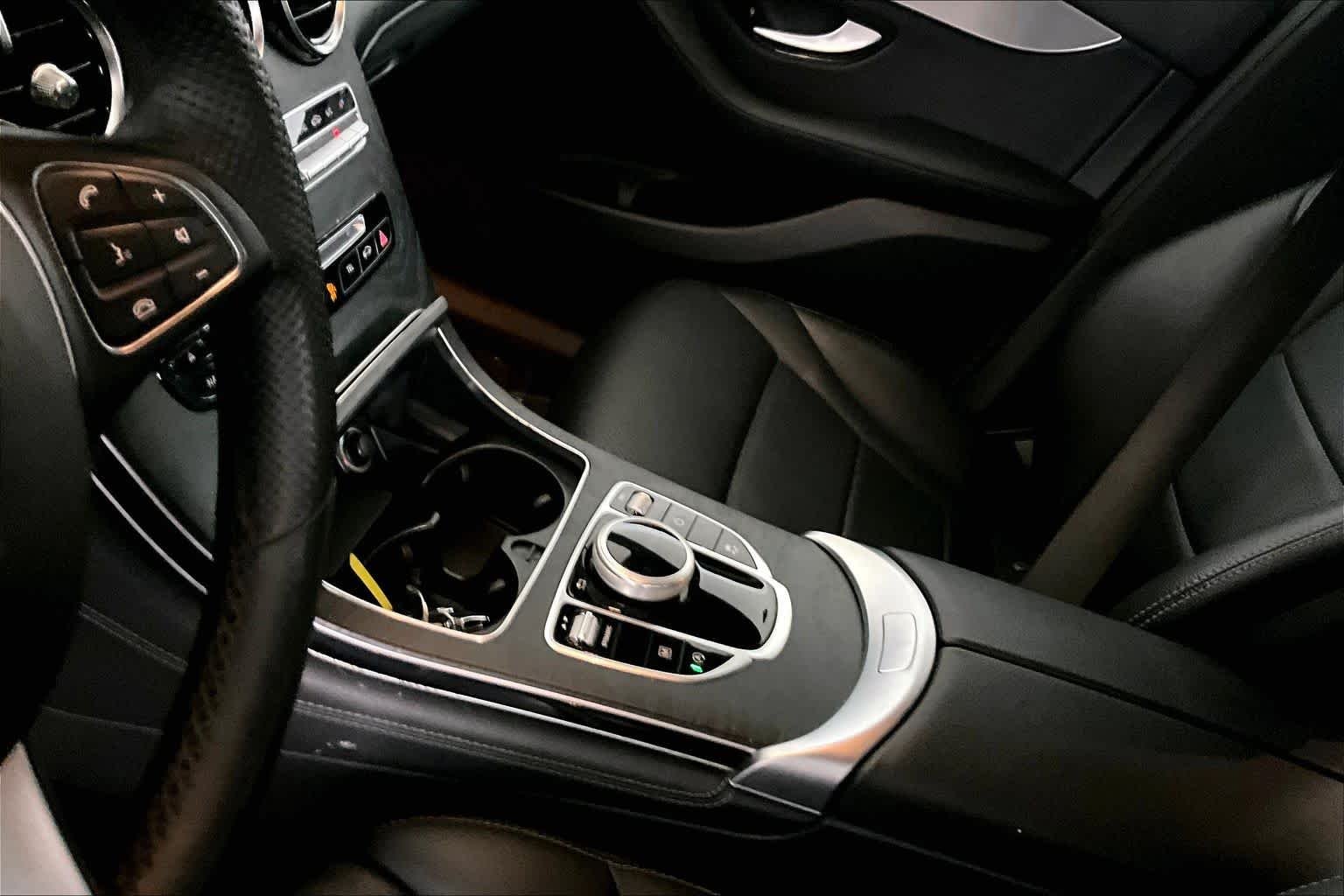 Used 2019 Black Mercedes-Benz GLC 300 image 17