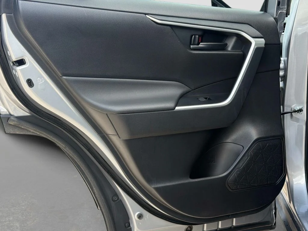 Used 2022 Silver Sky Metallic Toyota LE image 13