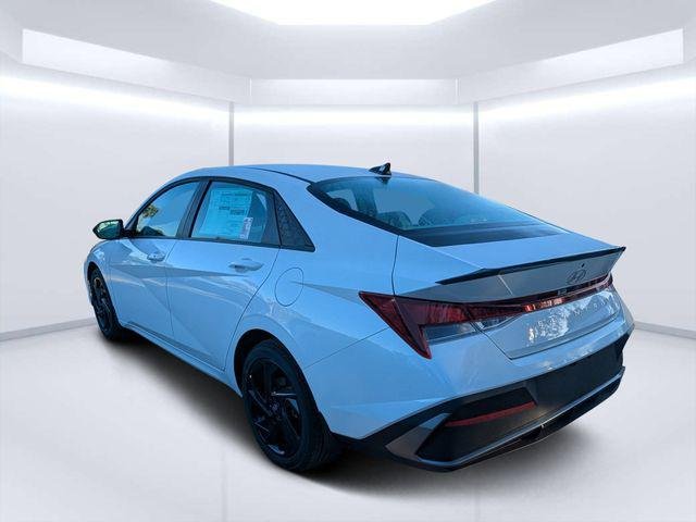 New 2026 White Hyundai SEL Sport image 5