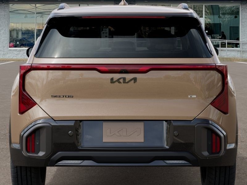 New 2027 Brown Kia X-Line S image 13