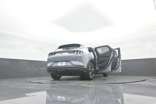 New 2026 Glacier Gray Metallic Tri-coat Ford Select image 43