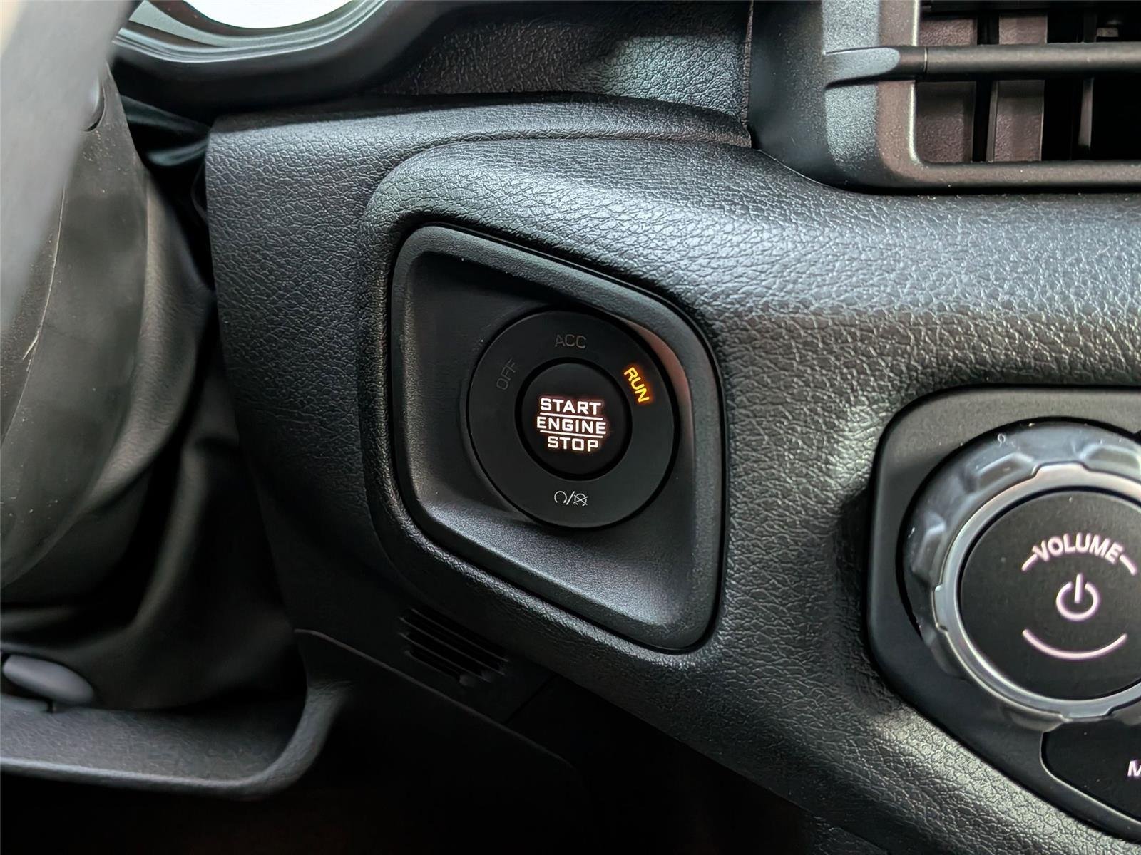 2025 Jeep Gladiator Sport S - Photo 15