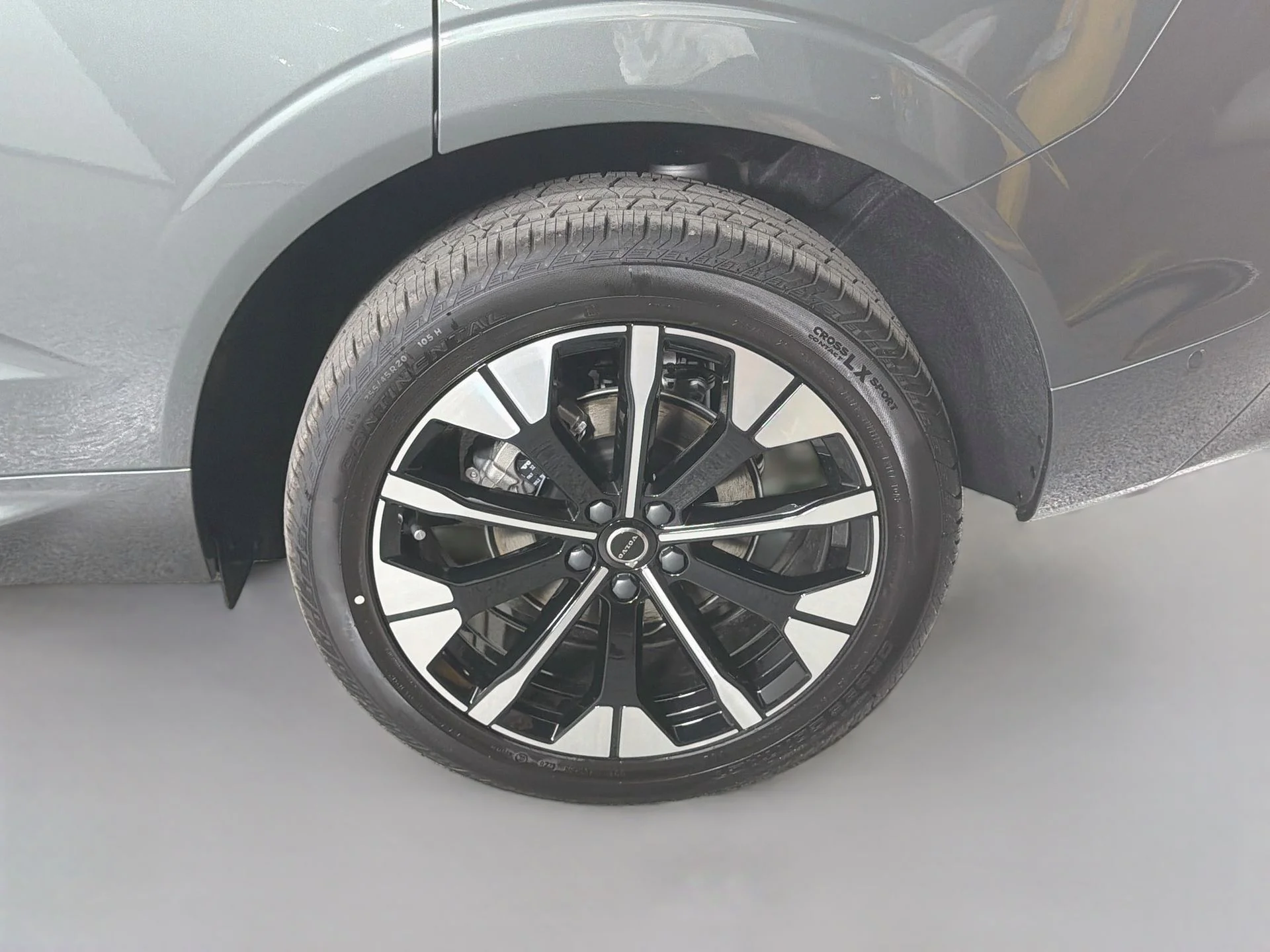 New 2027 Forest Lake Volvo Plus image 31
