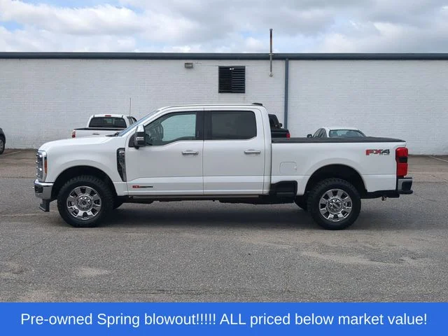 Used 2023 White Ford Lariat image 10