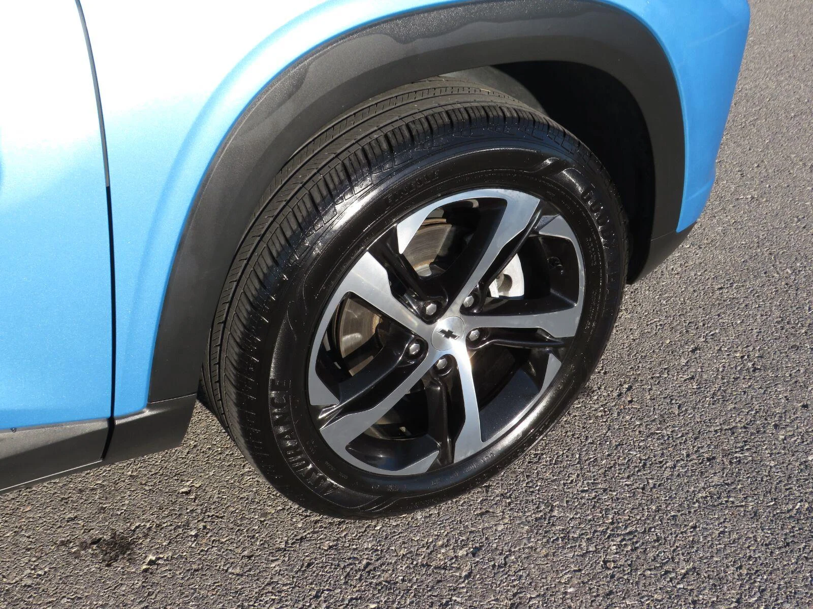 Used 2025 Marina Blue Metallic Chevrolet 1RS image 11
