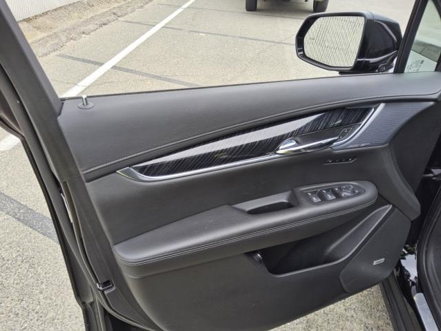 Used 2023 Black Cadillac Premium Luxury image 5