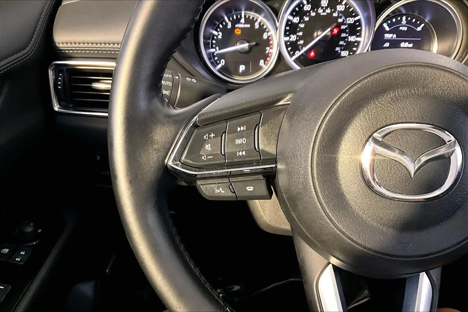 Used 2021 Sonic Silver Metallic Mazda Touring image 24