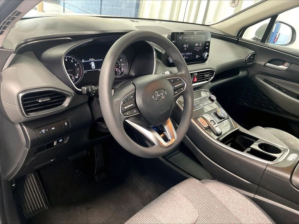 Used 2023 Silver Hyundai SE image 8