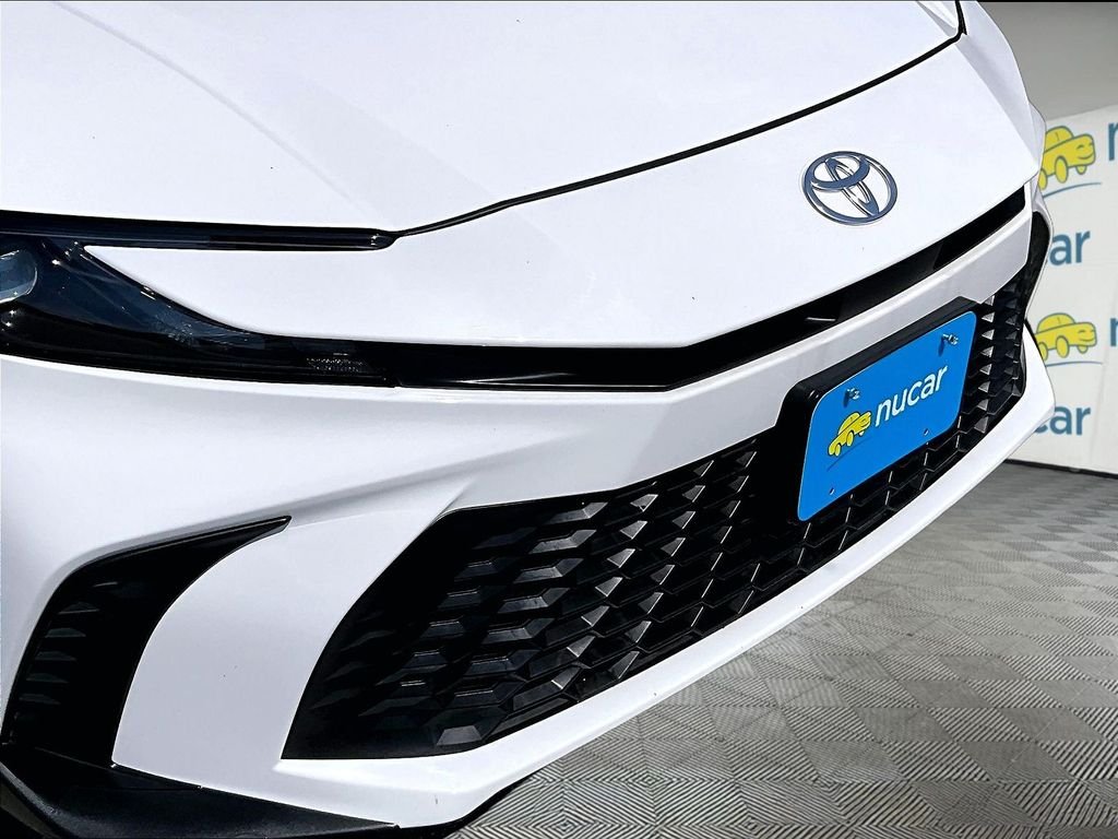 Used 2025 White Toyota SE image 32
