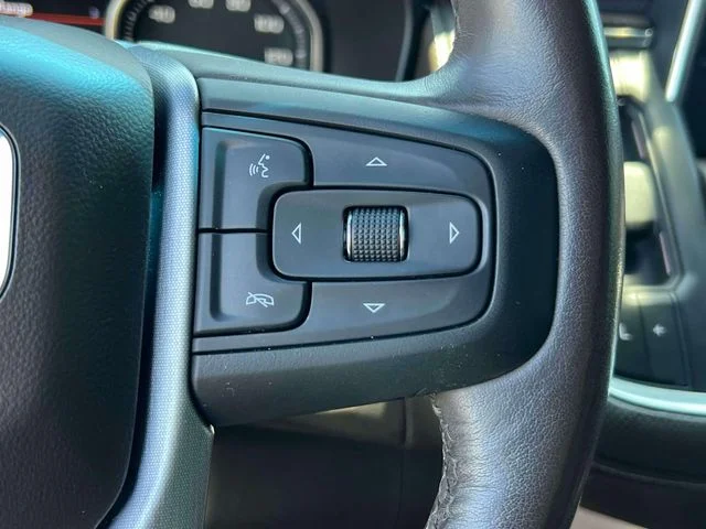 Used 2021 Blue GMC SLT image 29
