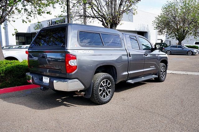 Used 2014  Toyota SR5 image 7