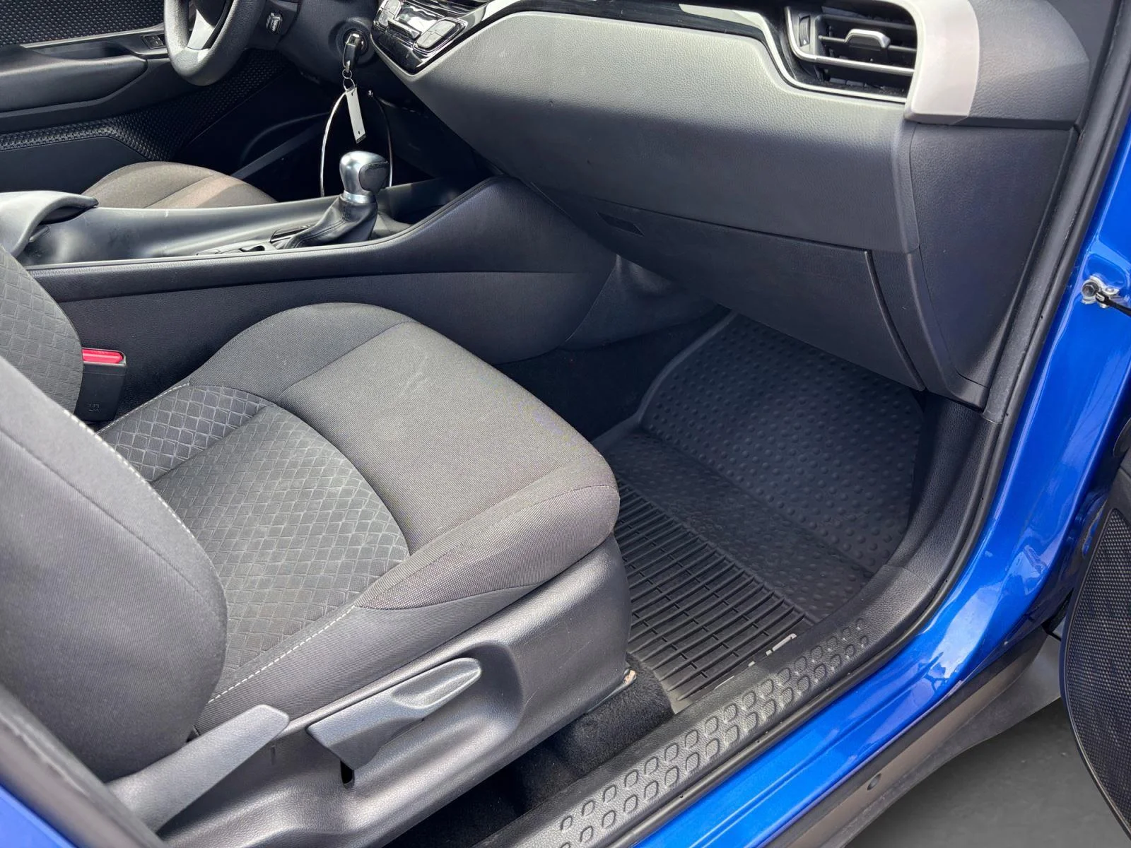 Used 2020 Blue Eclipse Metallic Toyota LE image 45