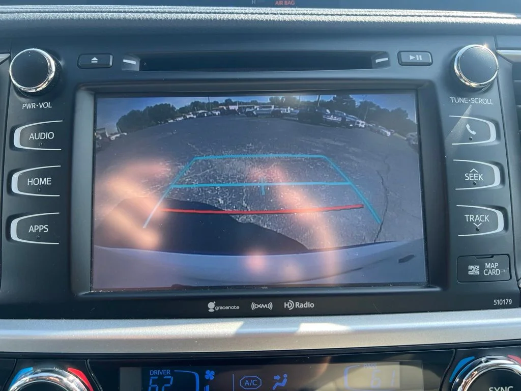 Used 2017 Blizzard Pearl Toyota XLE image 14