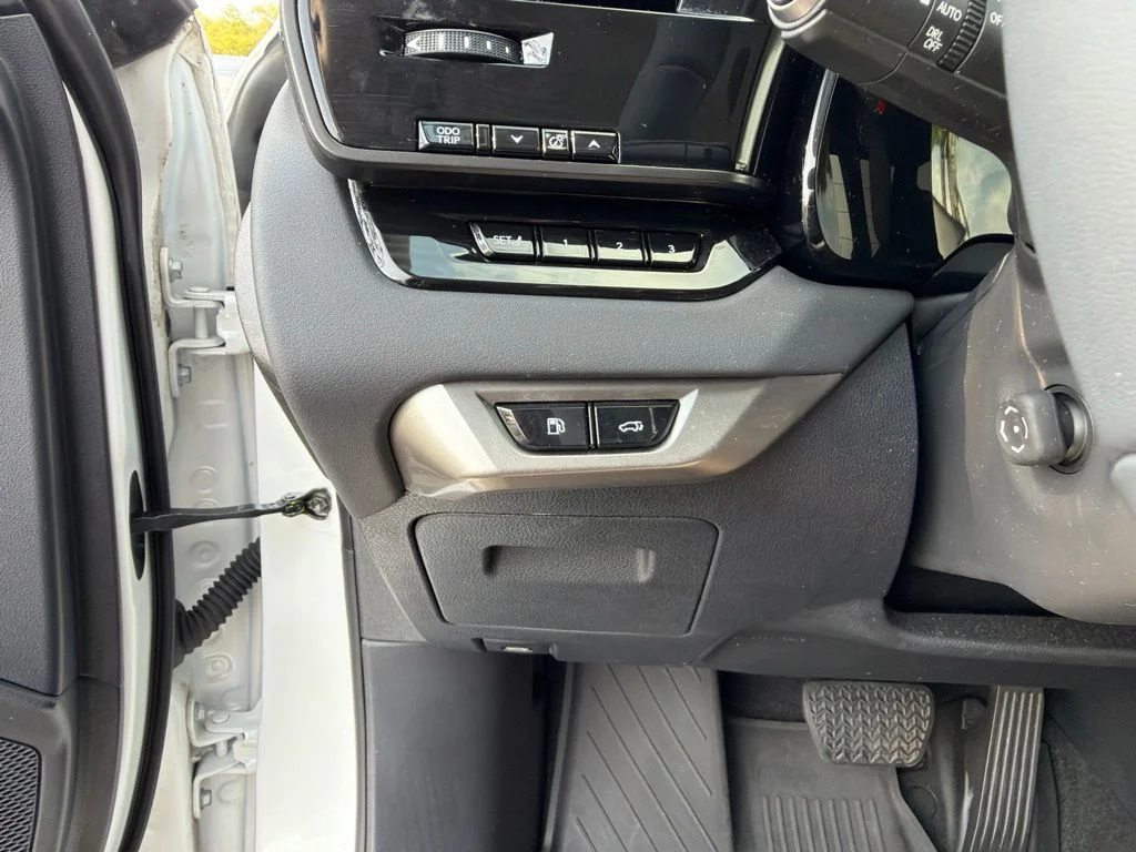 Used 2023 White Lexus 350 Premium image 14