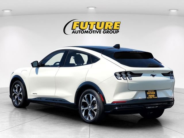 Used 2021 White Ford Premium image 6