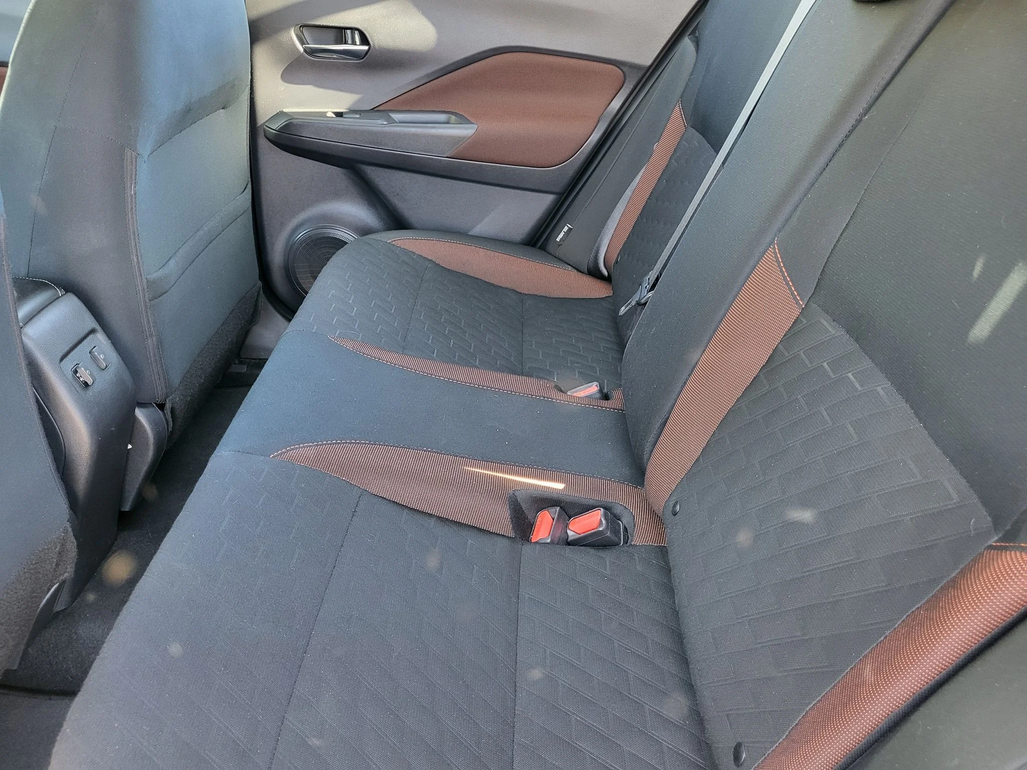 Used 2024 Boulder Gray Pearl Nissan SR image 28