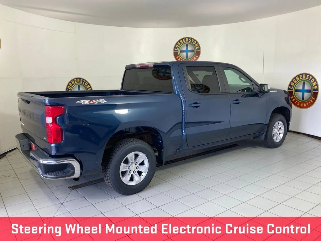 Used 2020 Blue Chevrolet LT image 21