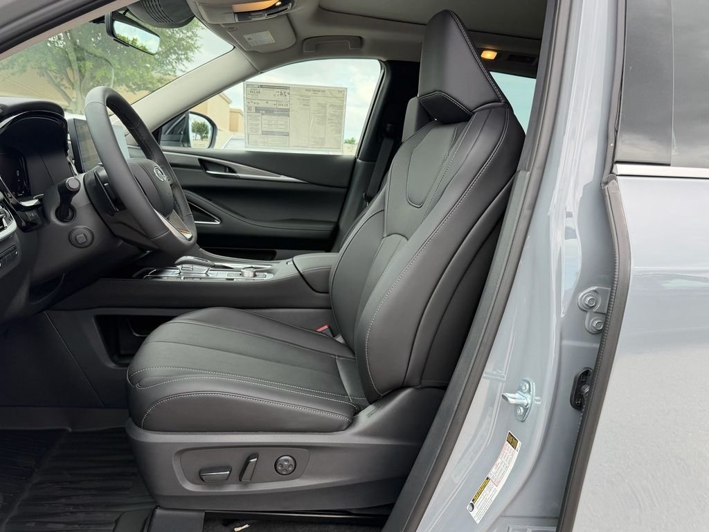 New 2027 HARBOR GRAY INFINITI Luxe FWD image 12