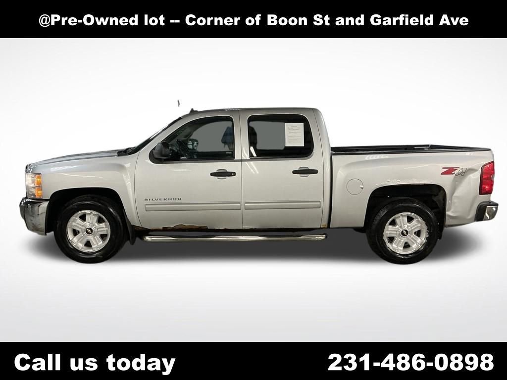 Used 2013 Chevrolet Silverado 1500 LT with VIN 3GCPKSE70DG221951 for sale in Traverse City, MI