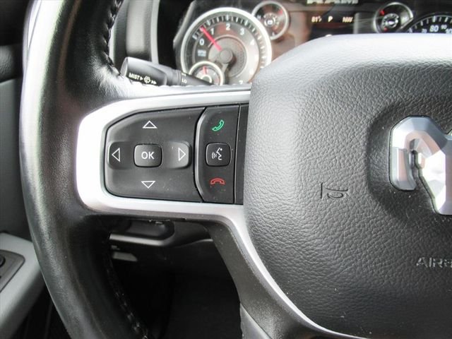 Used 2023 White Ram Big Horn/Lone Star image 21