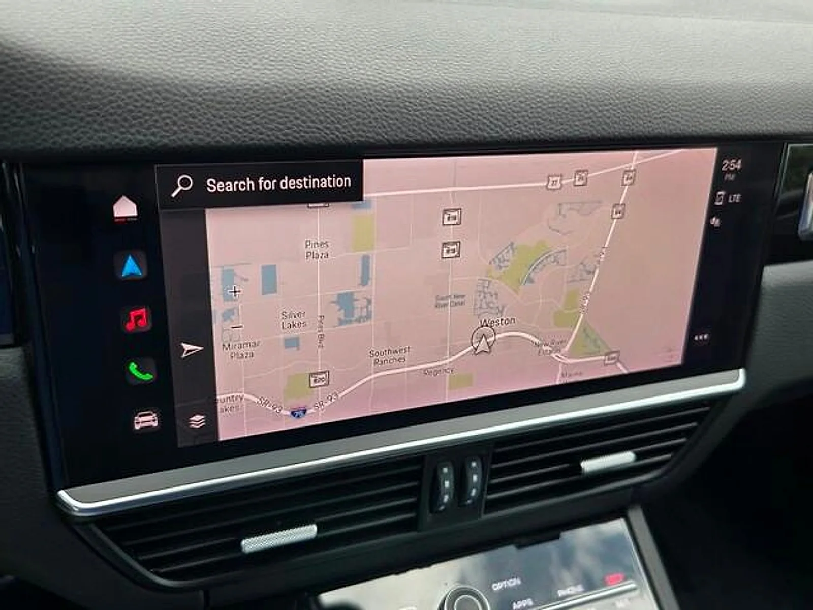 Used 2022  Porsche  image 18