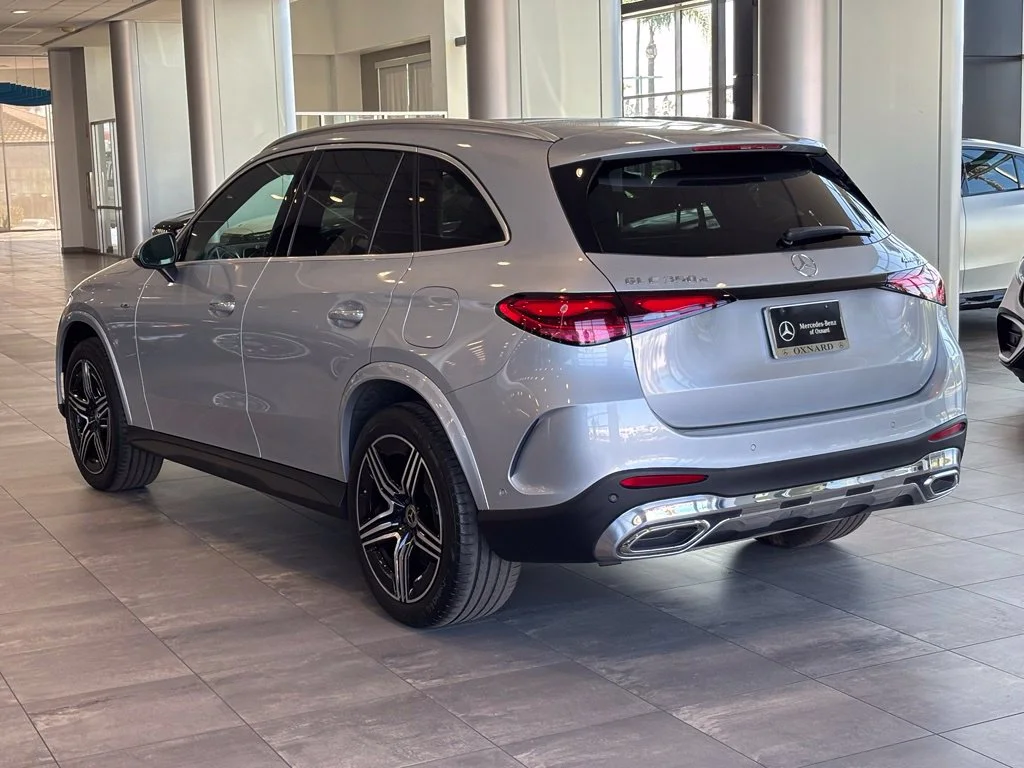 Used 2025 Silver Mercedes-Benz GLC 350e image 8
