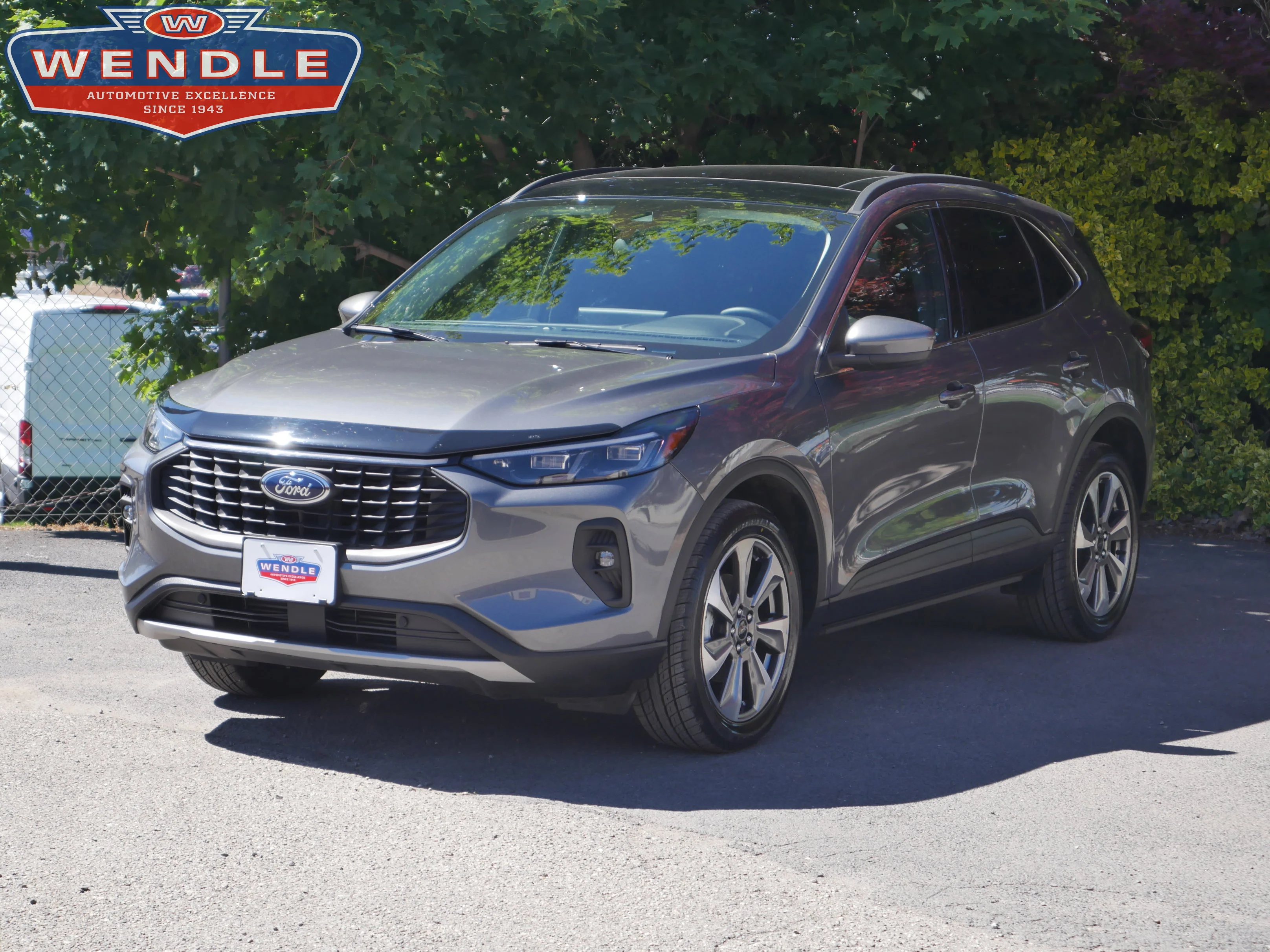 Certified Used 2025 Carbonized Gray Metallic Ford Platinum image 1