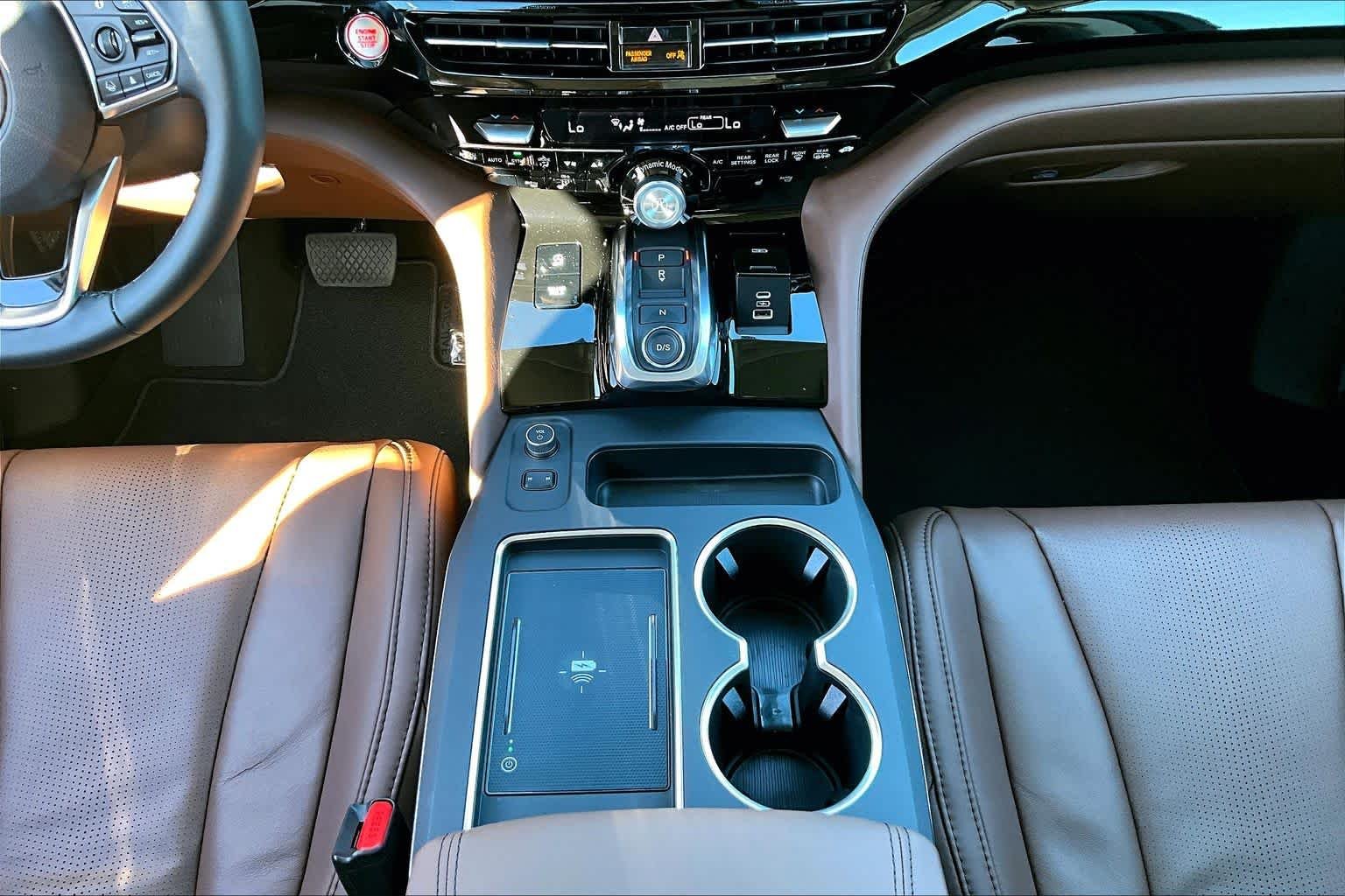 New 2026 Liquid Carbon Metallic Acura w/Technology Package image 19