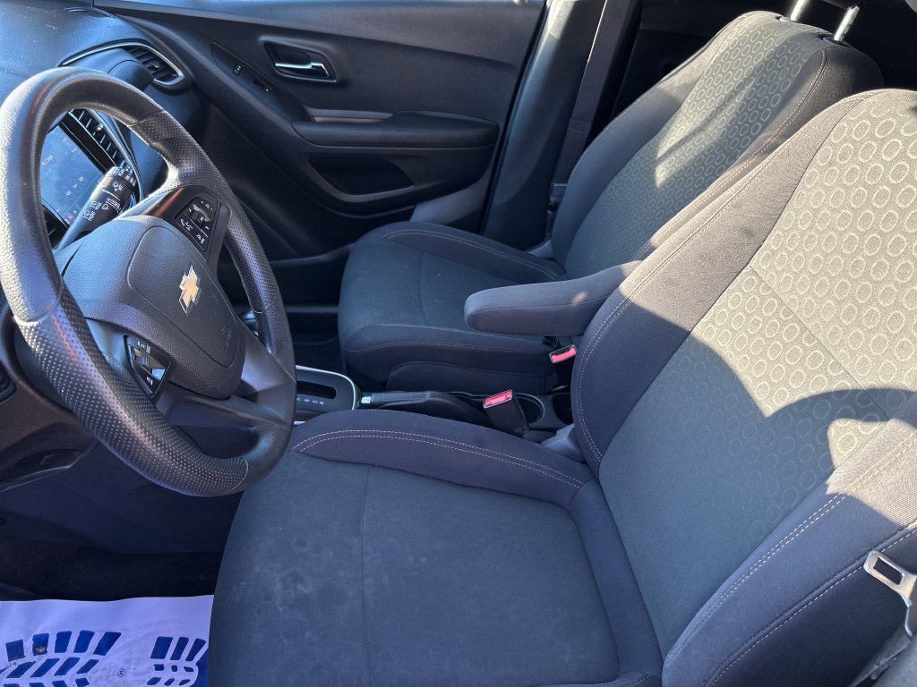 Used 2020 SATIN STEEL METALLIC Chevrolet LS image 11
