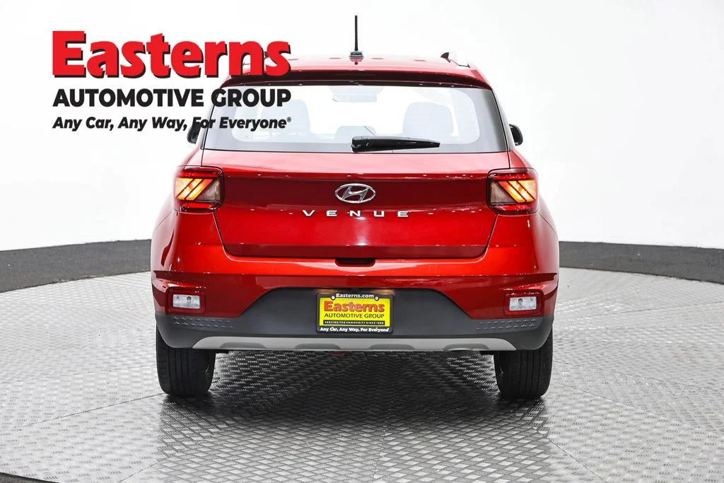 Used 2025 Red Hyundai SEL image 6