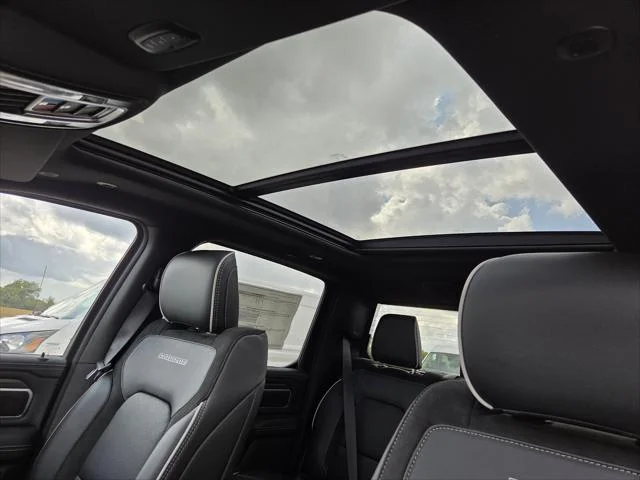 New 2027 Forged Blue Metallic Exterior Paint RAM Laramie image 23