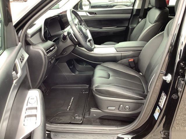 Certified Used 2024 Abyss Black Hyundai SEL image 9